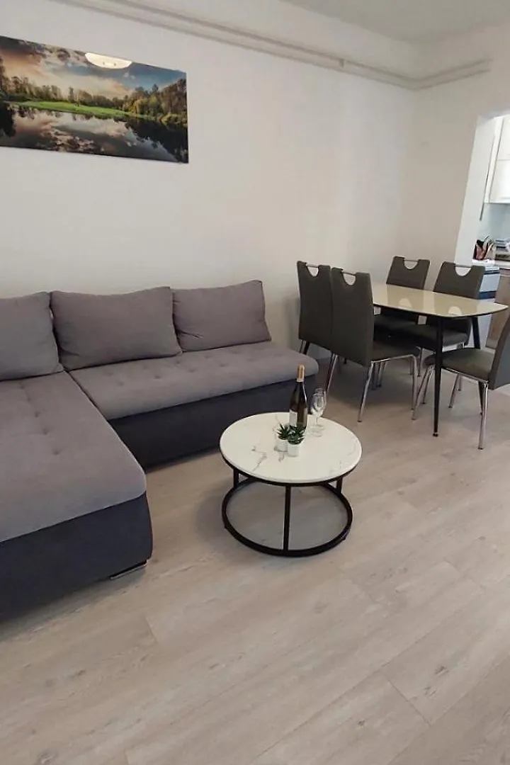 Holiday home Kuca Za Odmor Dado Villa Jelenje